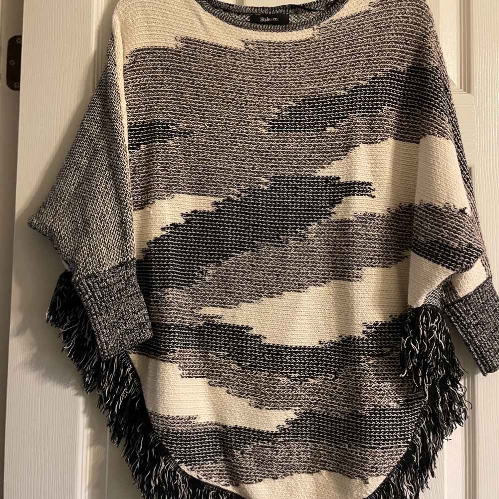 Neutral Colors Women's Small Sweater